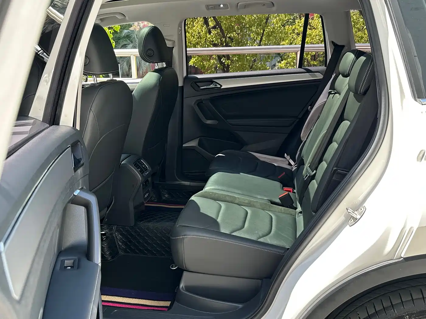 Volkswagen Tiguan L 2020 330TSI Auto 2WD Smart Luxury China VI фото 5