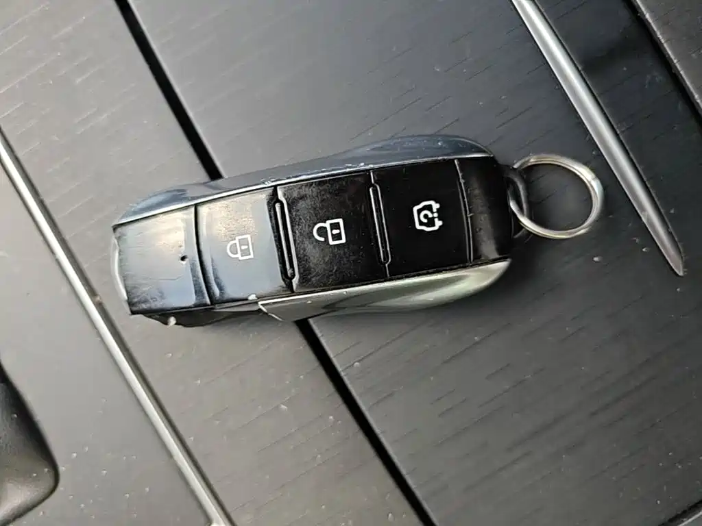Dongfeng Fengguang Fengguang 580Pro 2020 2020 280TGDI CVT Intelligent Leader