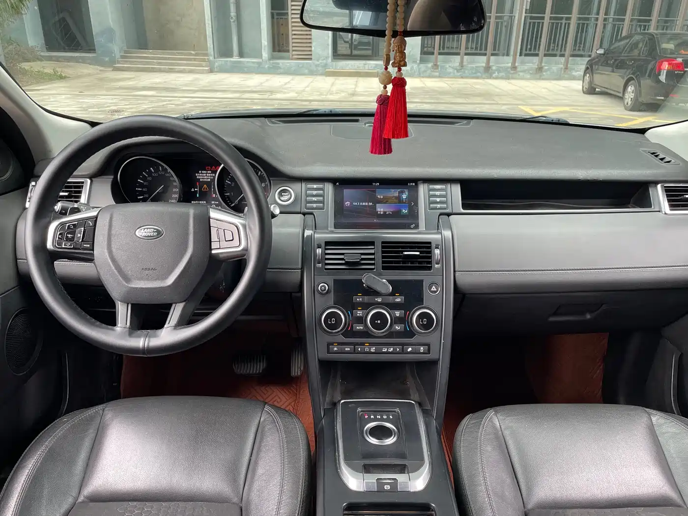 Land Rover Discovery Sport 2016 2.0T S фото 9