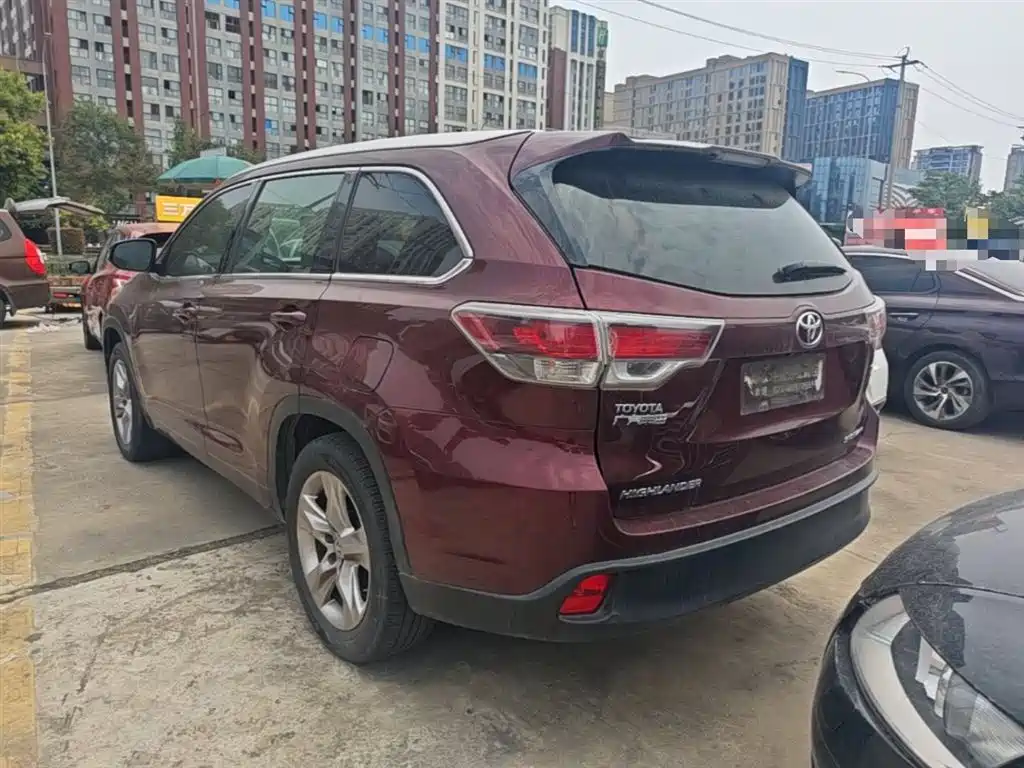 Toyota Highlander 2015 2.0T AWD Luxury Edition 7-seater фото 5