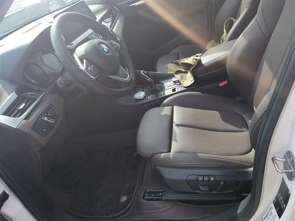 BMW X1 2020 sDrive25Li Leading Model фото 15
