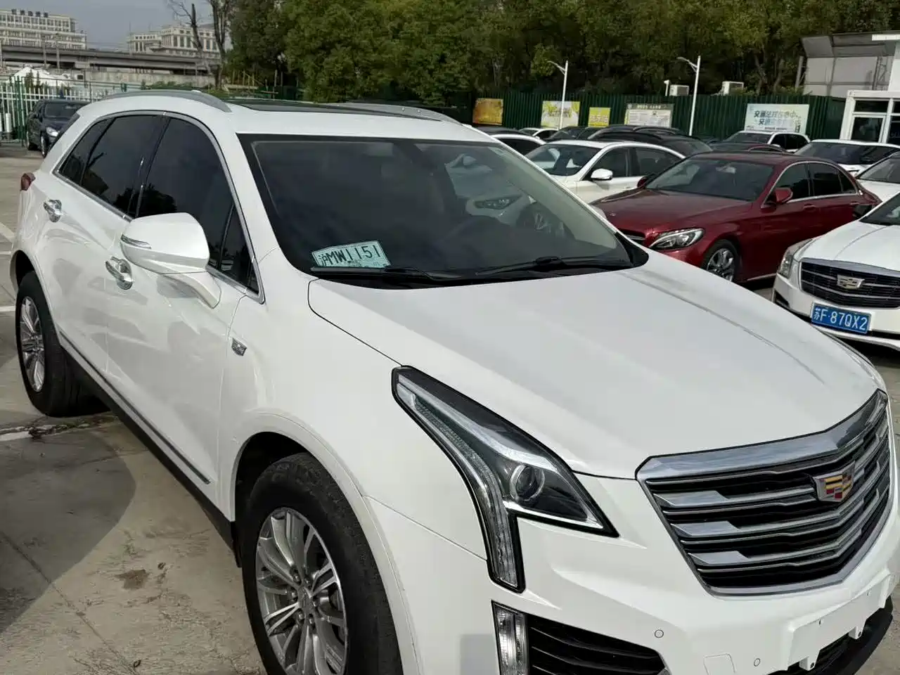 Cadillac XT5 2017 2016 28T AWD Technology Model