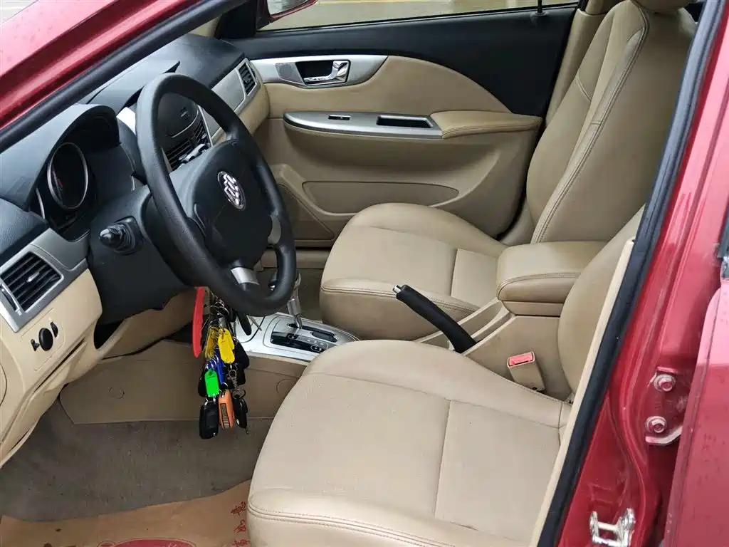 Buick Excelle 2013 1.5L Automatic Classic фото 5