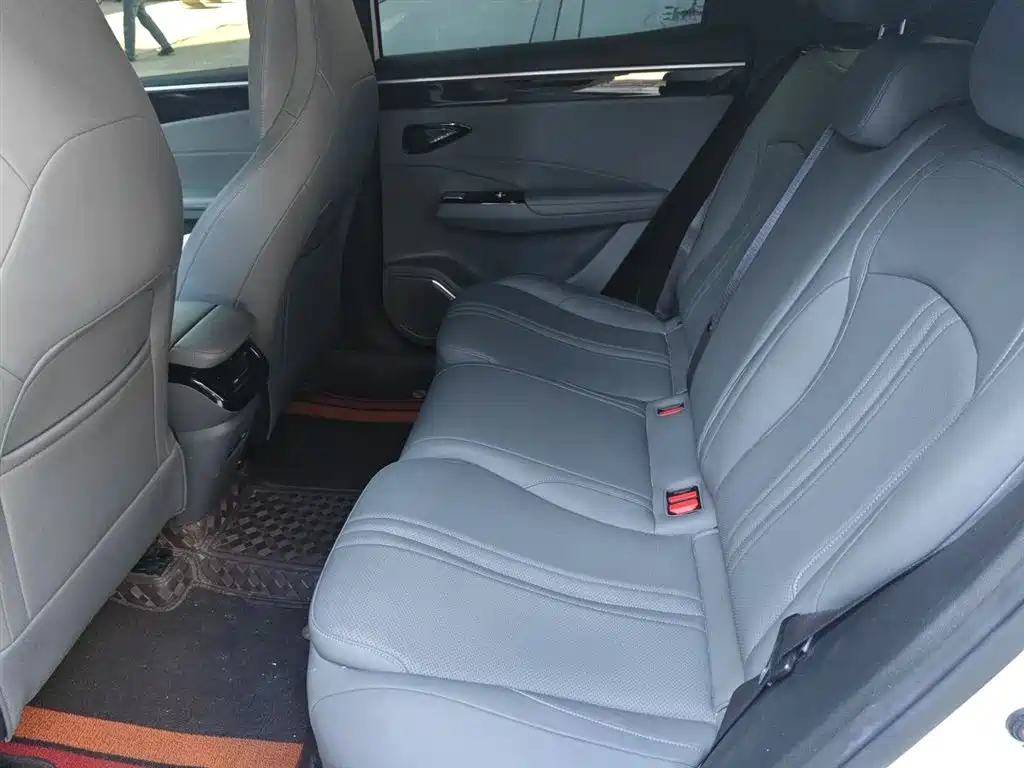 Geely Galaxy Galaxy L7 2025 Model EM-i 115km Long Range Edition фото 14
