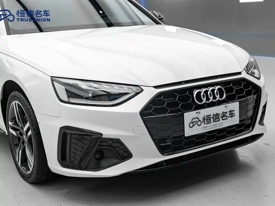 Audi A4L 2022 40 TFSI Luxury Dynamic фото 6