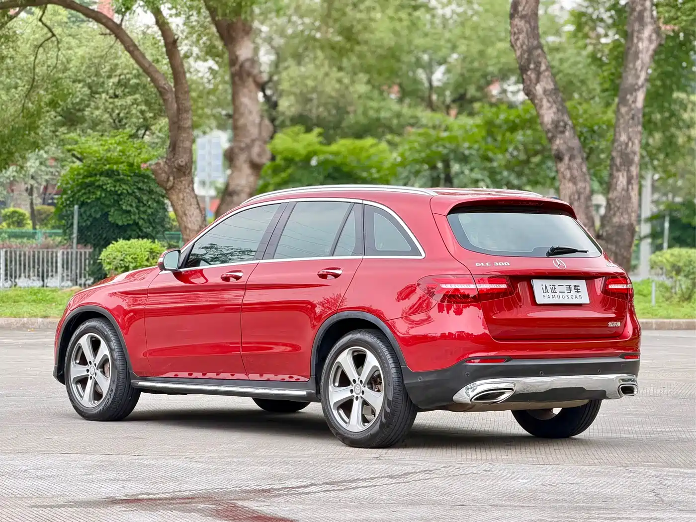 Mercedes-Benz GLC 2016 GLC 300 4MATIC Dynamic фото 7