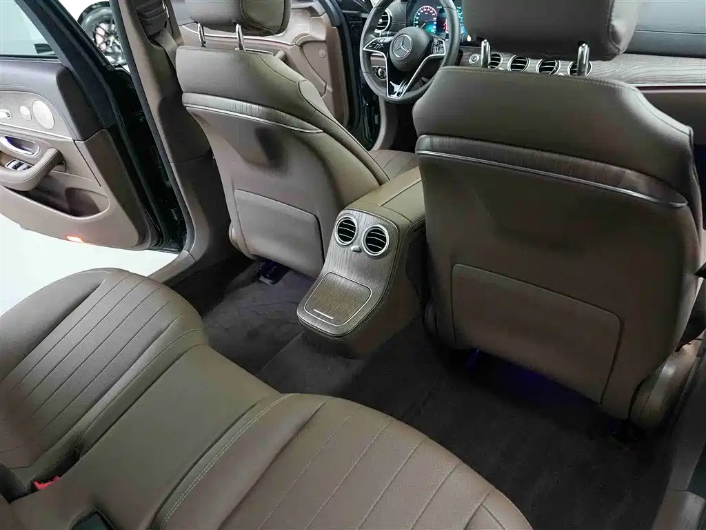 Mercedes-Benz E-Class 2023 Facelift E 300 L Luxury фото 11