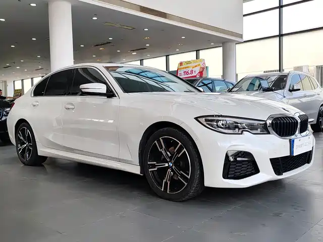 BMW 3 Series 2021 325i M Sport Package — фото 3