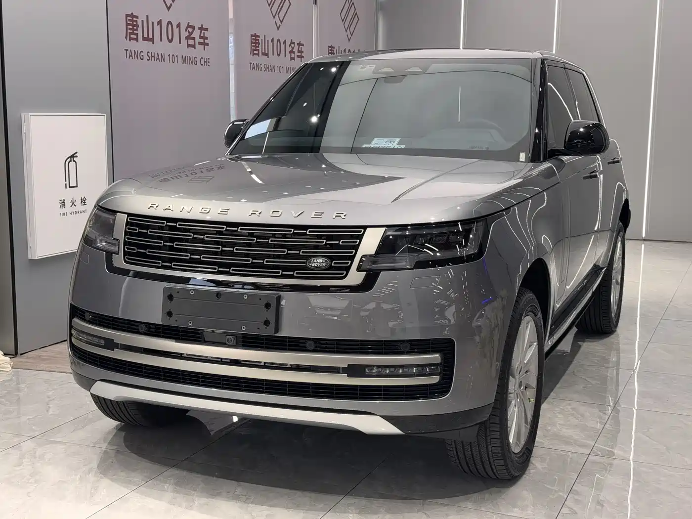 Land Rover Range Rover 2023 3.0 L6 360PS Golden Age Edition