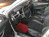 Фото 16 - Geely Emgrand