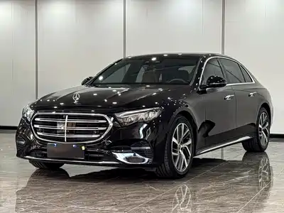 Mercedes-Benz E