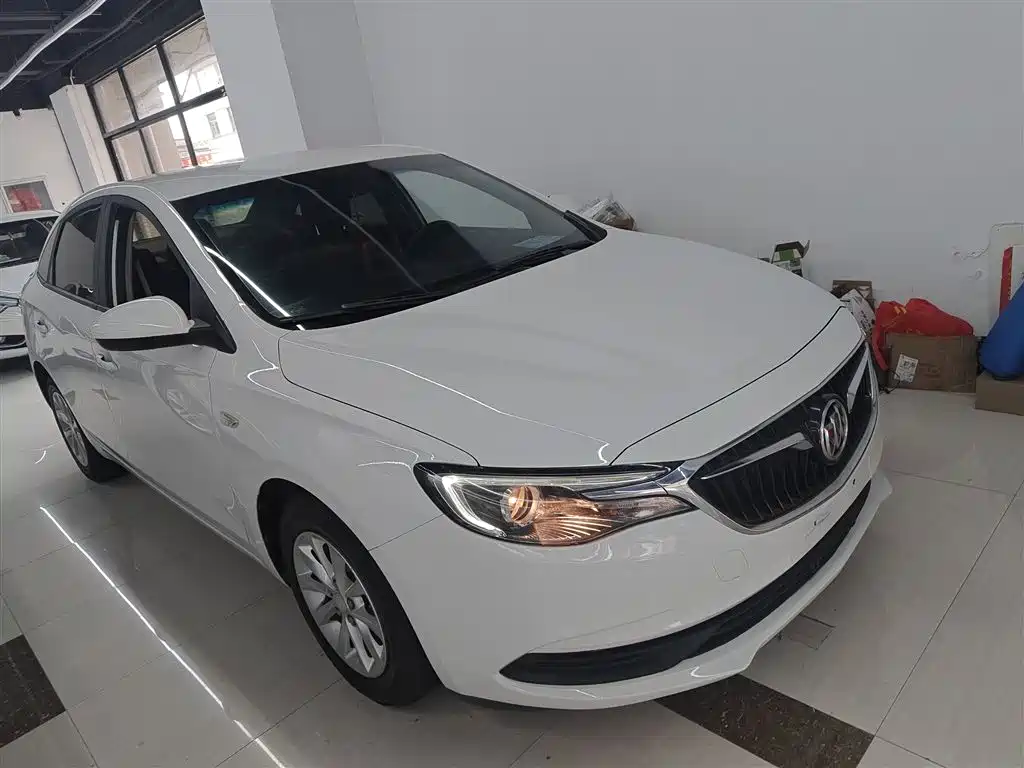 Buick Excelle 2019 15T DCT Progressive Type China VI фото 4