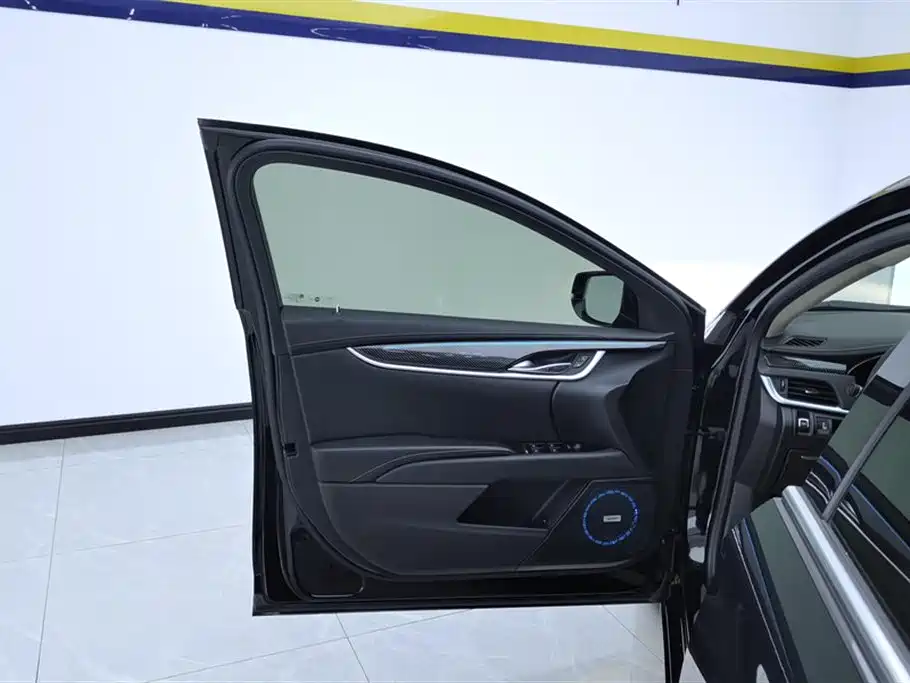 Cadillac XTS 2018 28T Technology фото 7