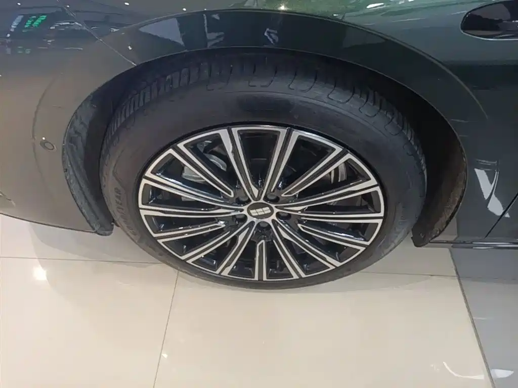 Geely Galaxy Galaxy Xingyao 8 2025 130km EM-P Starship Edition фото 23