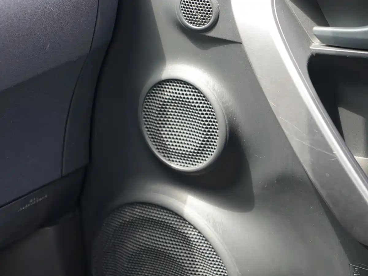 Toyota Zelos 2011 2.5L Standard Edition фото 13