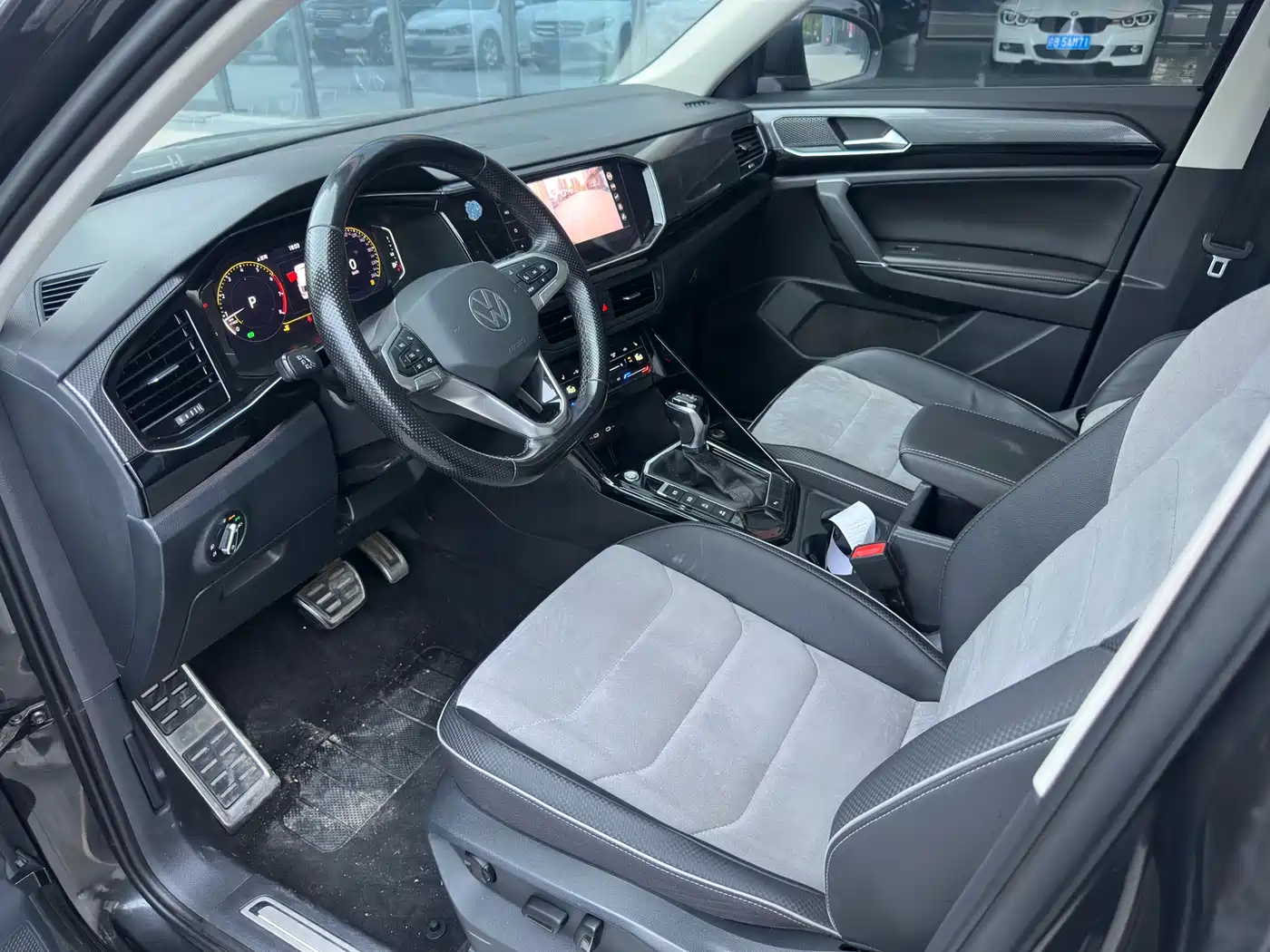 Volkswagen Tayron X 2020 330TSI 2WD Premium Smart Edition фото 4