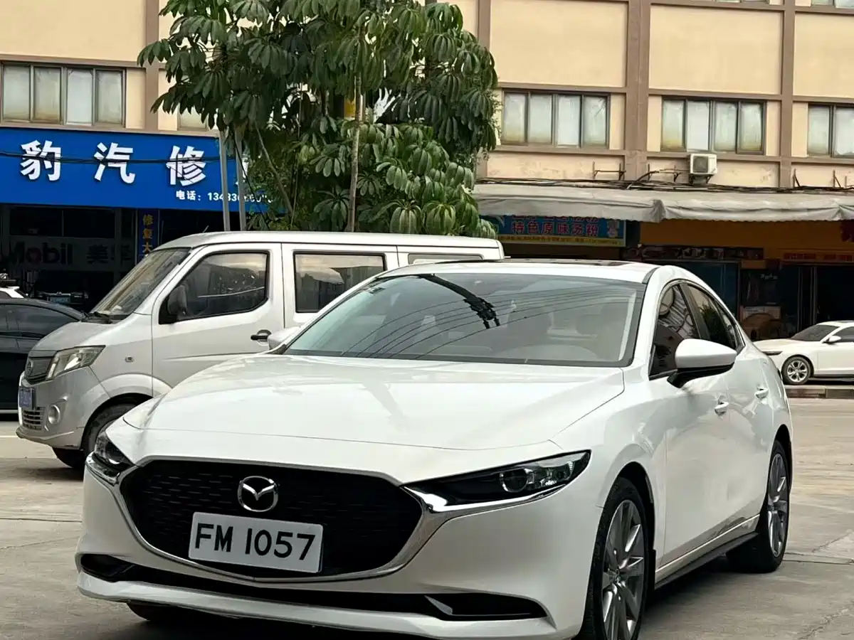Mazda 3 Axela 2021 2.0L Automatic Quality Elegance