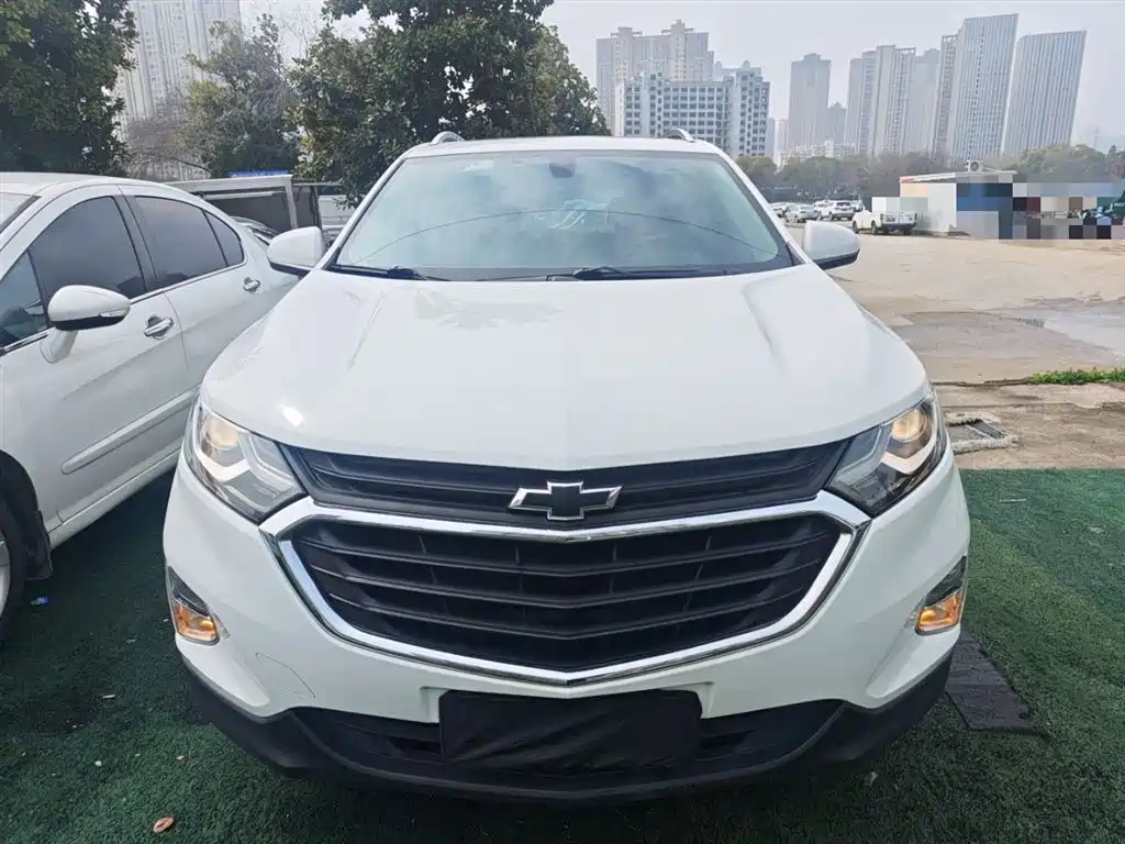 Chevrolet Equinox 2017 535T Automatic Realm Edition фото 3