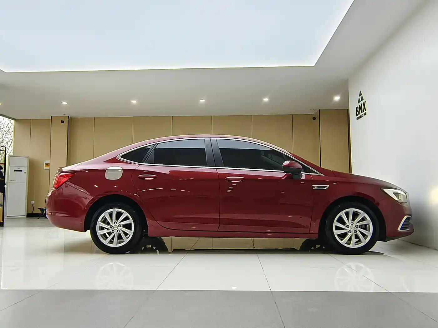 Buick Verano 2018 Sedan 15S Automatic Progressive фото 3