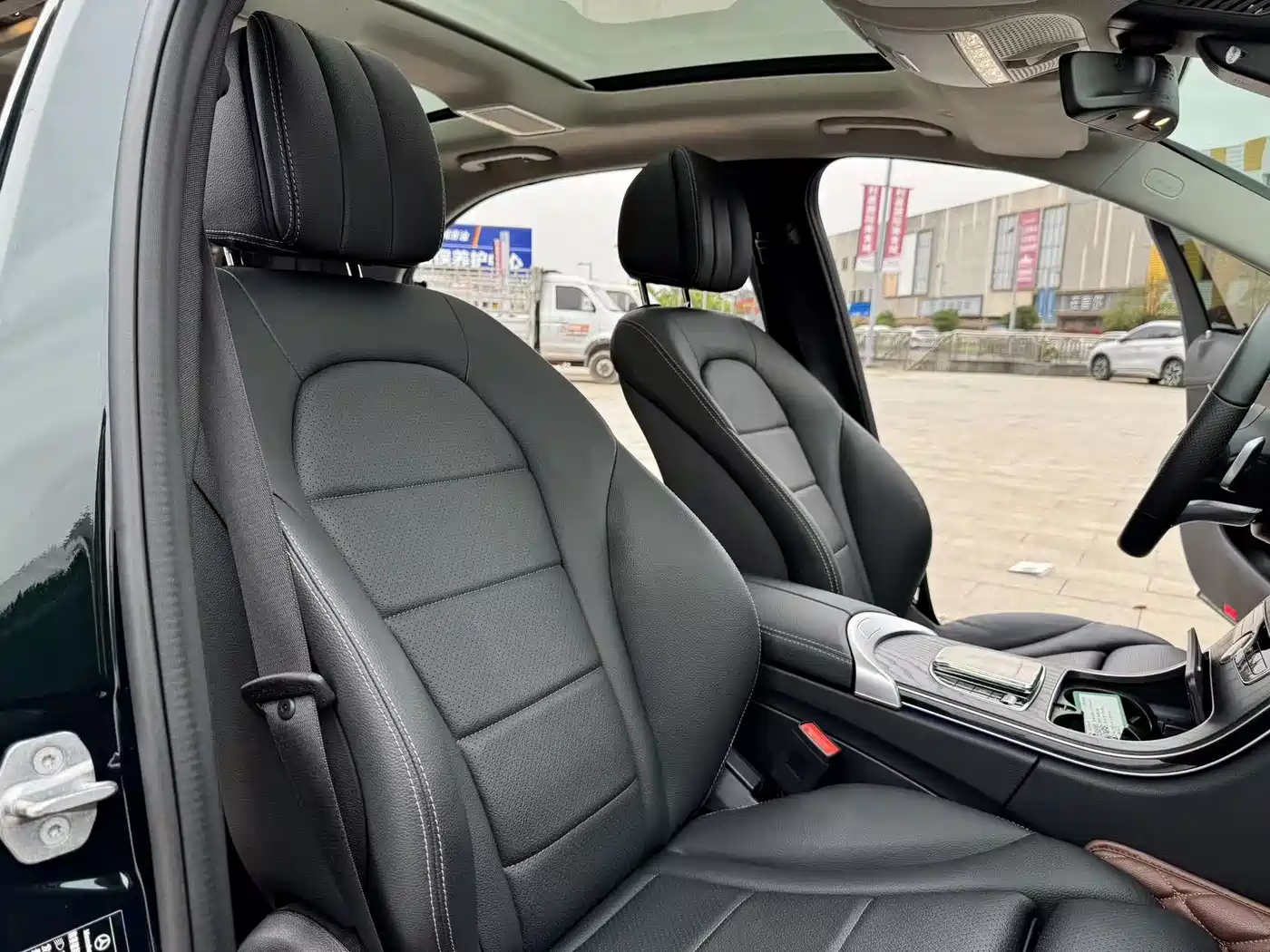 Mercedes-Benz C-Class 2021 C 260 L Sport Starry Exclusive Edition фото 30