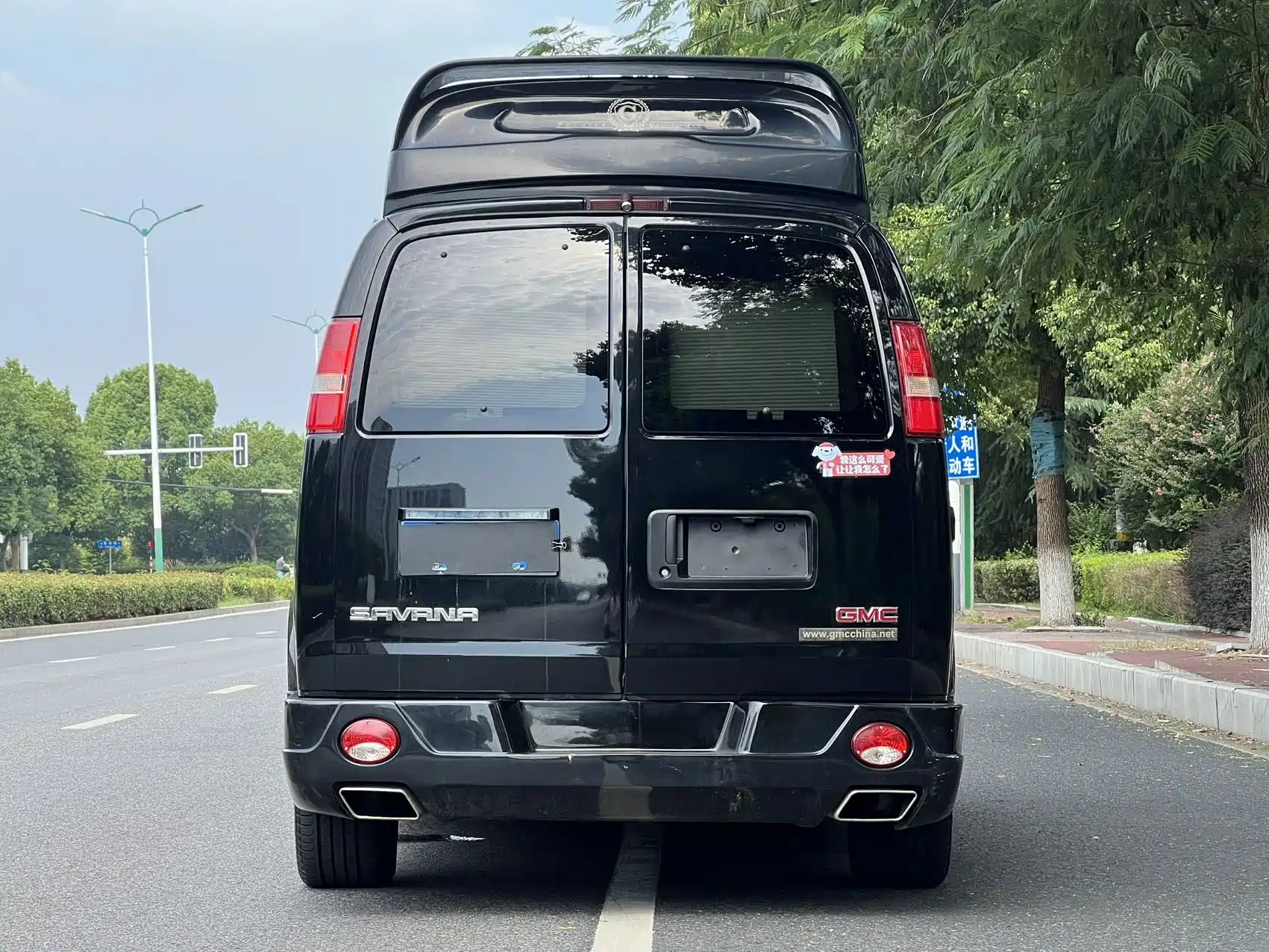 Фото 2 - GMC Savana