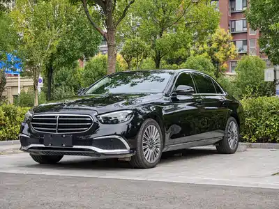 Mercedes-Benz E