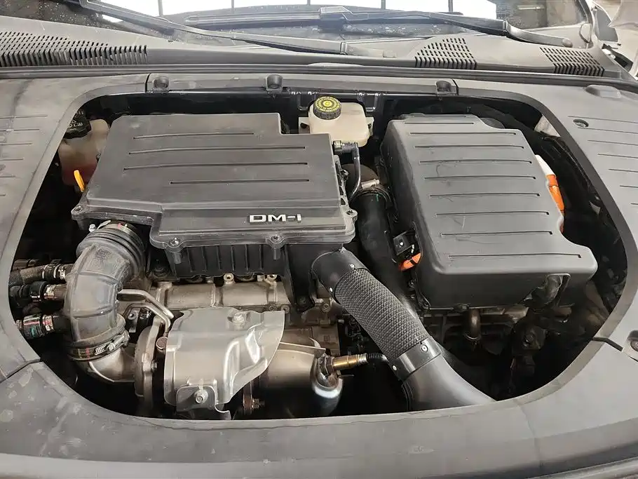 BYD Han 2022 DM-i 121KM Premium Edition фото 10