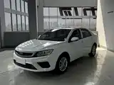 Фото 2 - Geely Vision