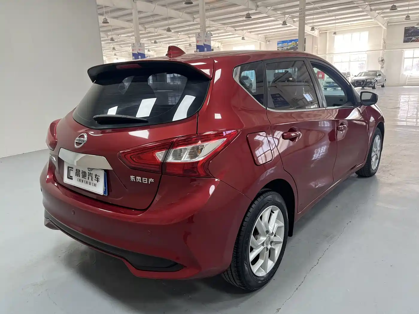 Nissan Tiida 2023 2021 1.6L CVT Cool Edition