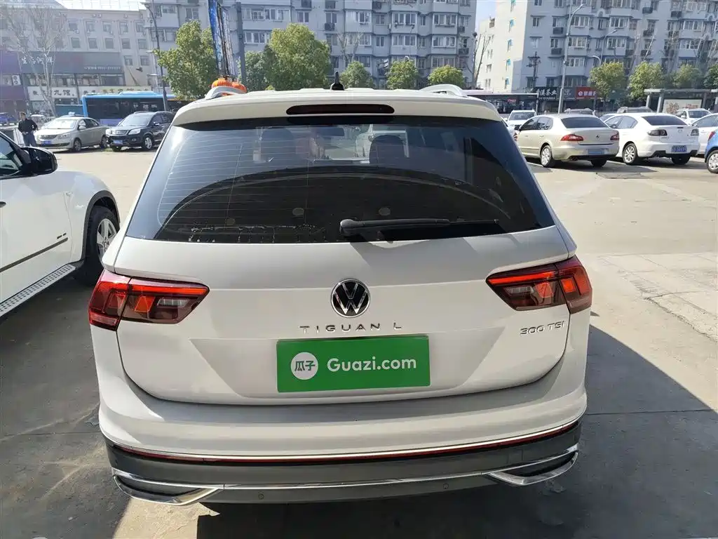 Volkswagen Tiguan L 2023 300TSI Automatic 2WD Smart Enjoyment Edition фото 6