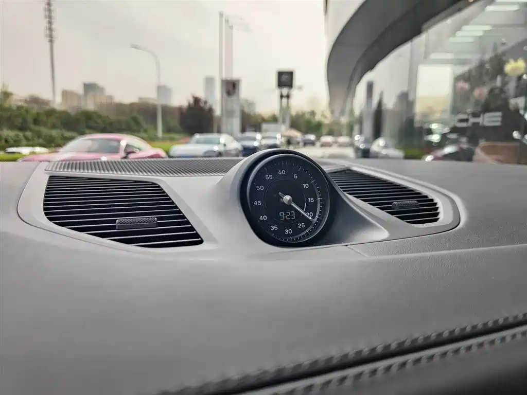Porsche Cayenne 2025 Cayenne 3.0T Dream Chaser Edition фото 23