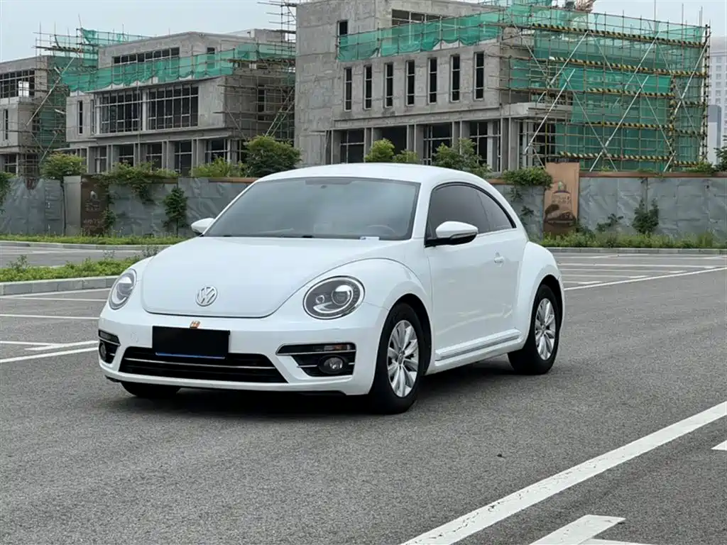 Volkswagen Beetle 2017 180TSI Enjoy фото 2