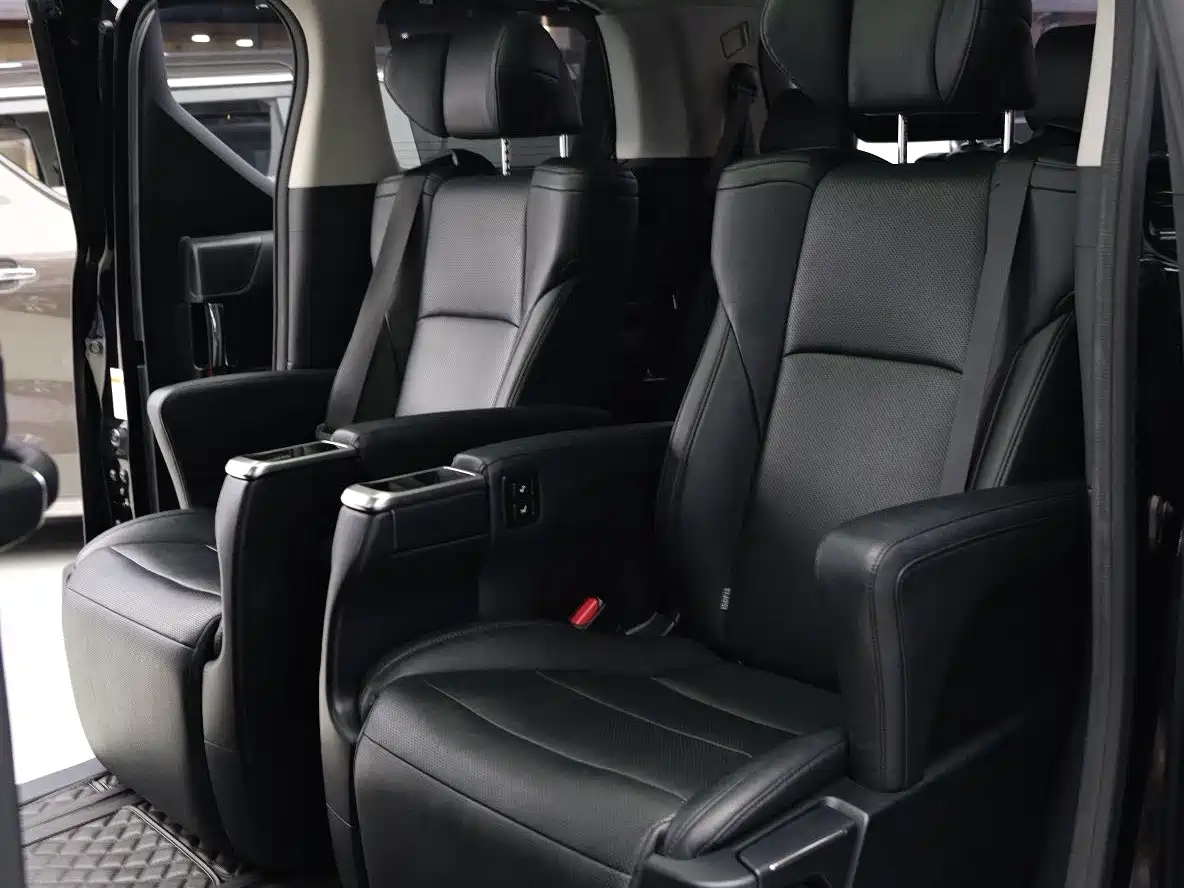 Toyota Alphard 2018 Facelift 3.5L Luxury Edition фото 11