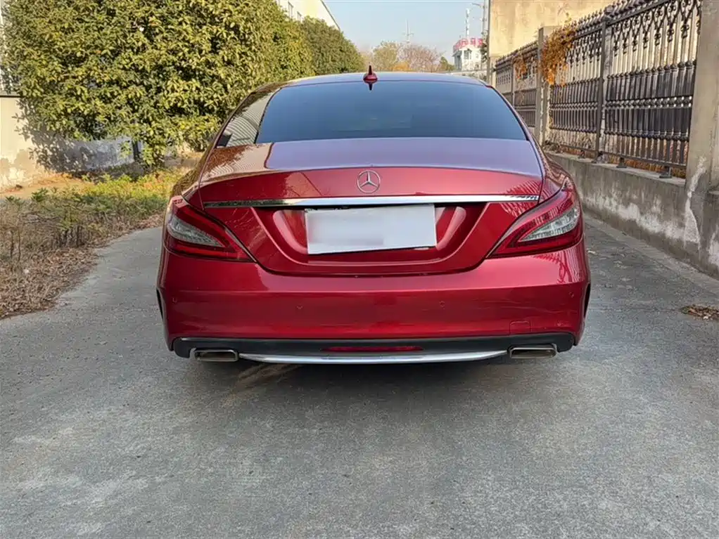 MERCEDES-BENZ CLS