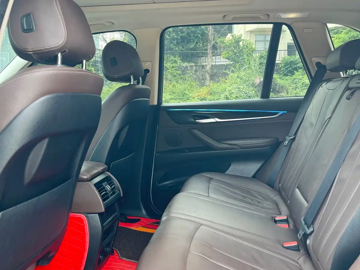 BMW X5 (Import) 2015 xDrive28i фото 15