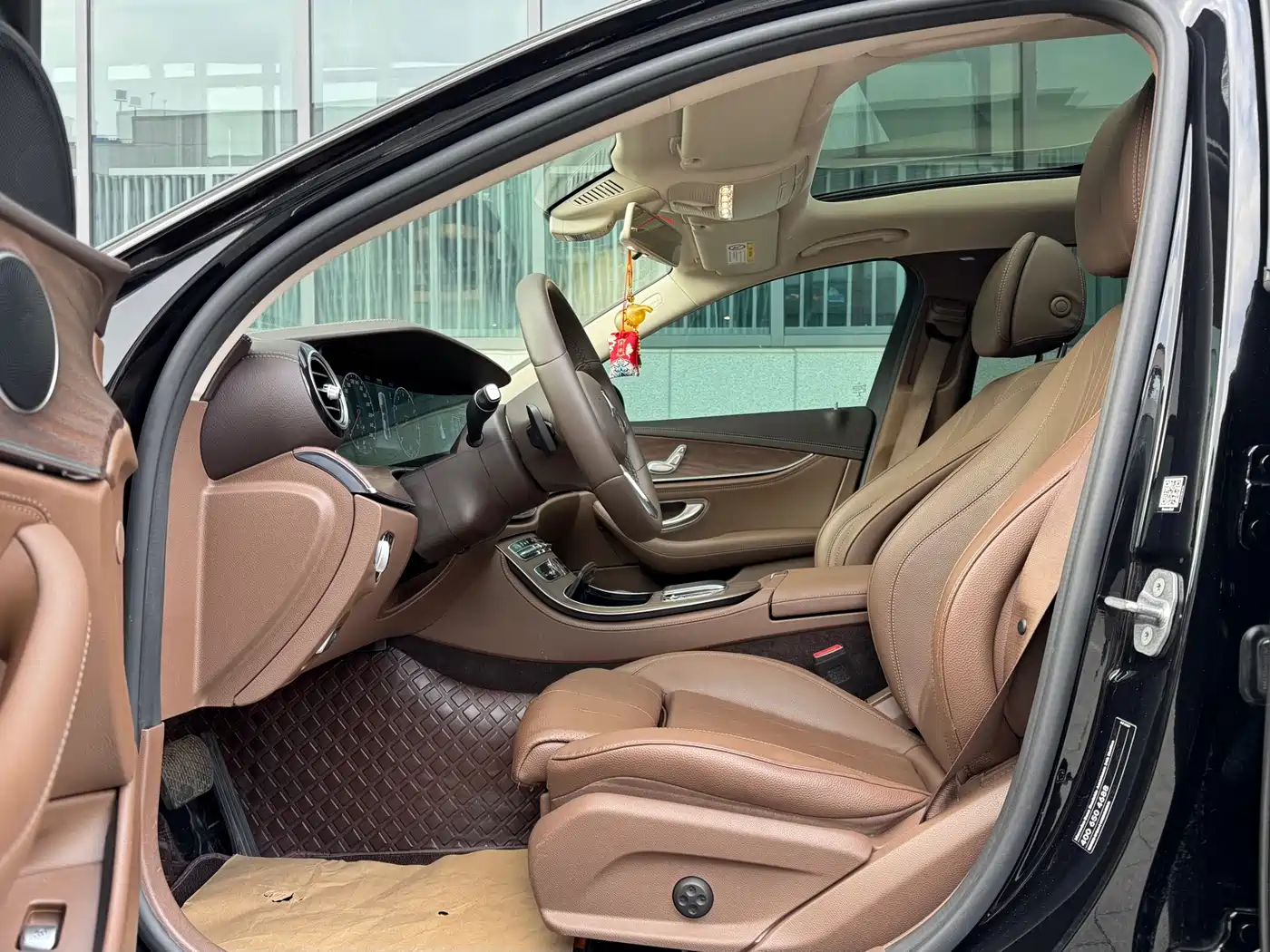 Mercedes-Benz E-Class 2020 Facelift E 260 L фото 13