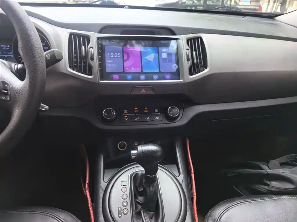 Kia Sportage 2015 2.0L Automatic 2WD GL фото 13