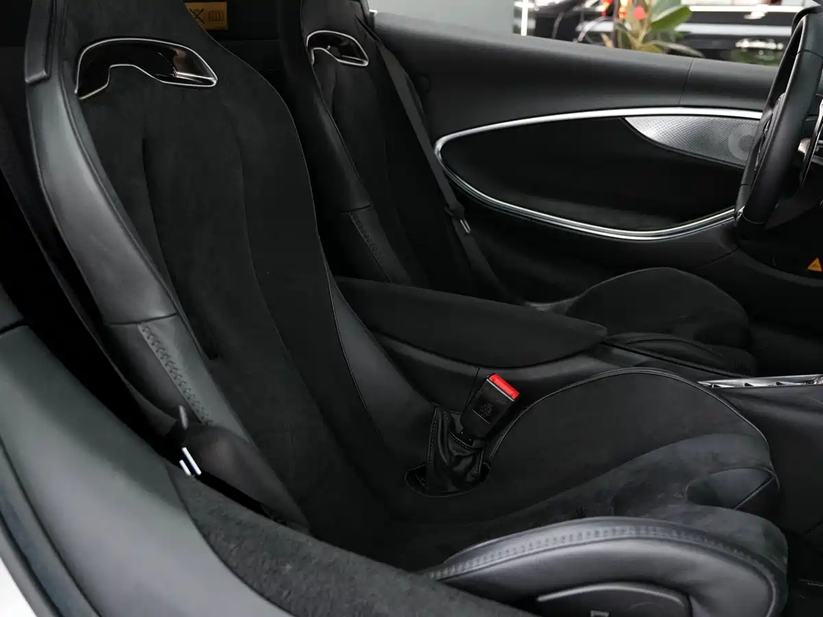 McLaren Artura 2023 3.0T Hybrid Standard фото 24