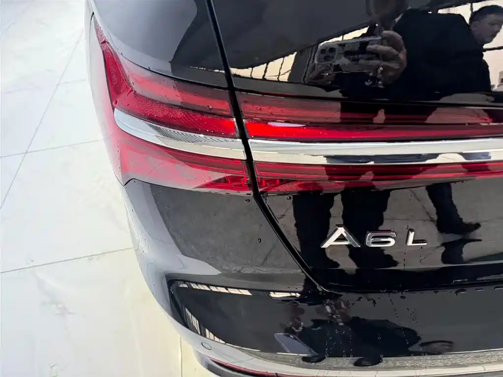 Audi A6L 2024 45 TFSI Premium Dynamic фото 13