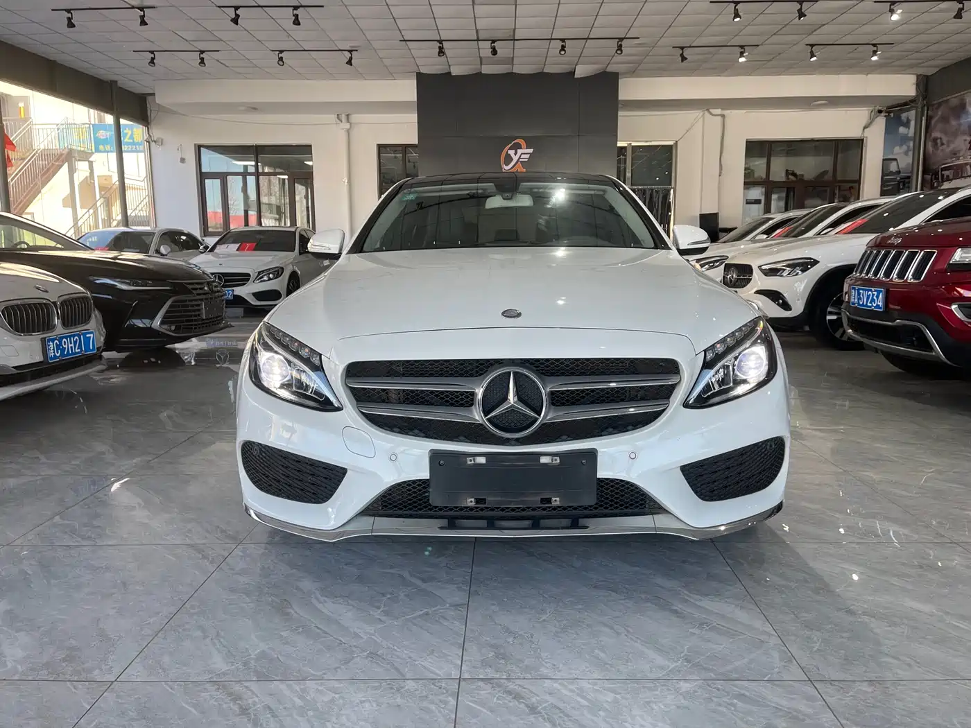 Mercedes-Benz C-Class 2017 C 200 L Sport фото 2