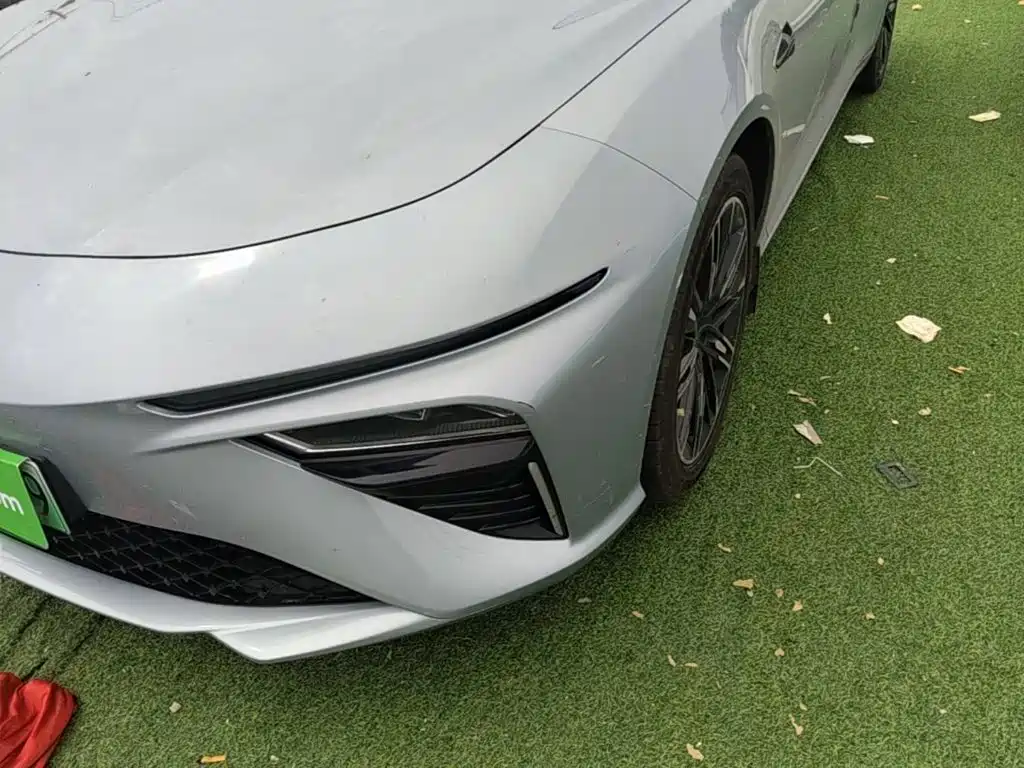 Nezha Auto Nezha S 2023 2023 Pure Electric 520km RWD Lite Edition