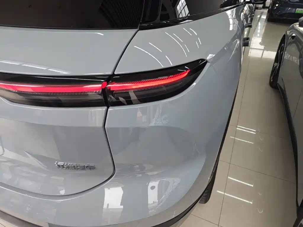 Фото 8 - NIO ES6