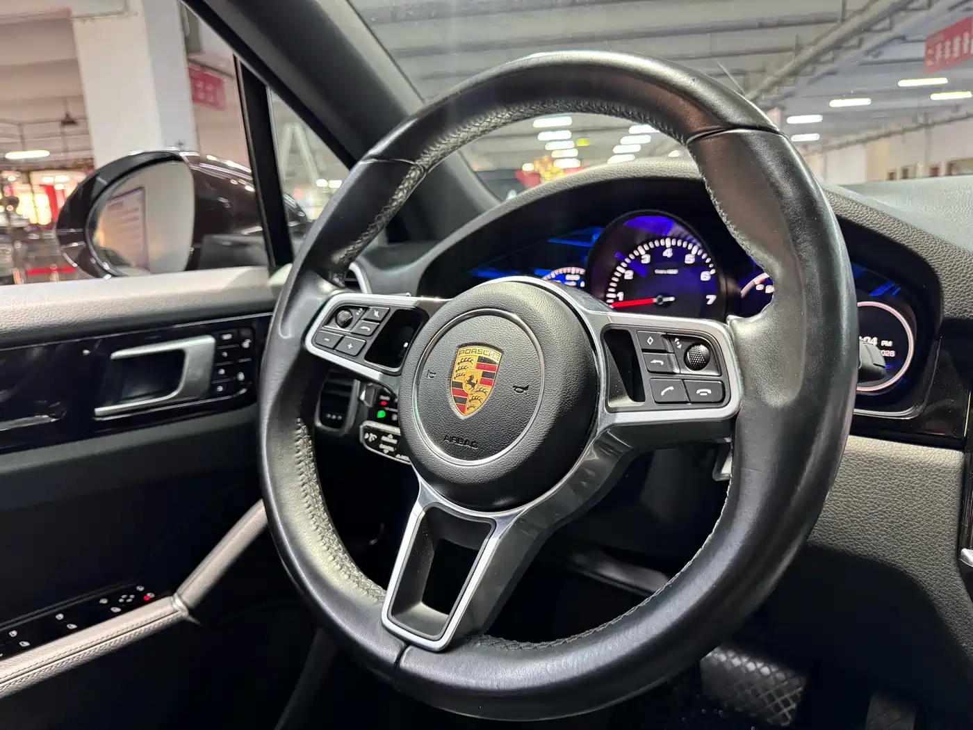 Porsche Cayenne 2018 Cayenne 3.0T фото 21