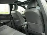 Фото 13 - Lexus RX