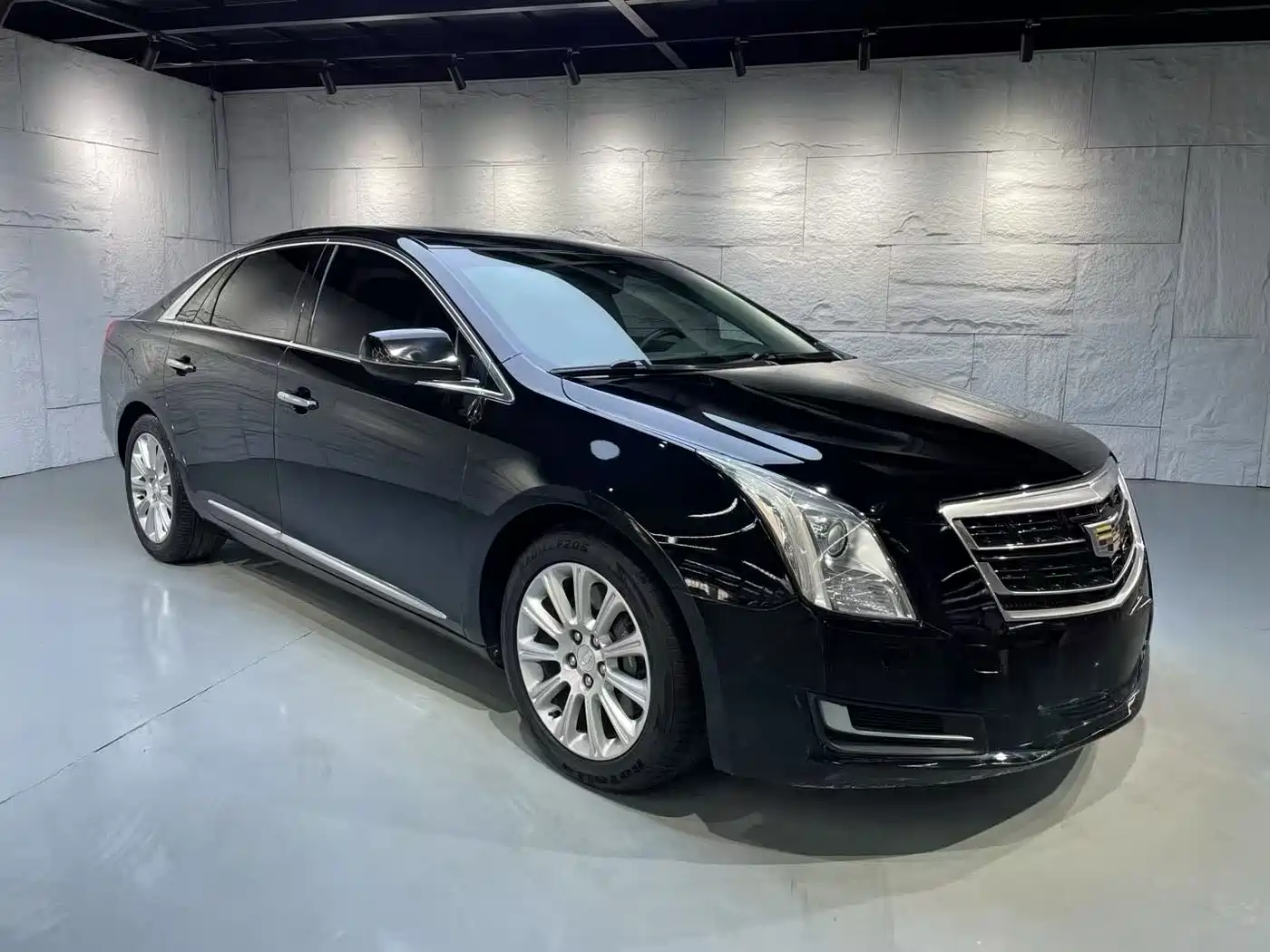 Cadillac XTS 2015 28T Elite фото 3