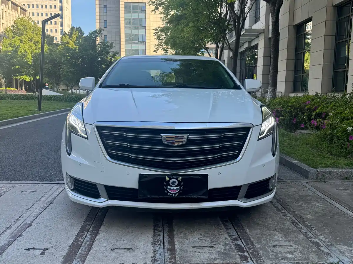 Cadillac XTS 2018 28T Elite фото 2