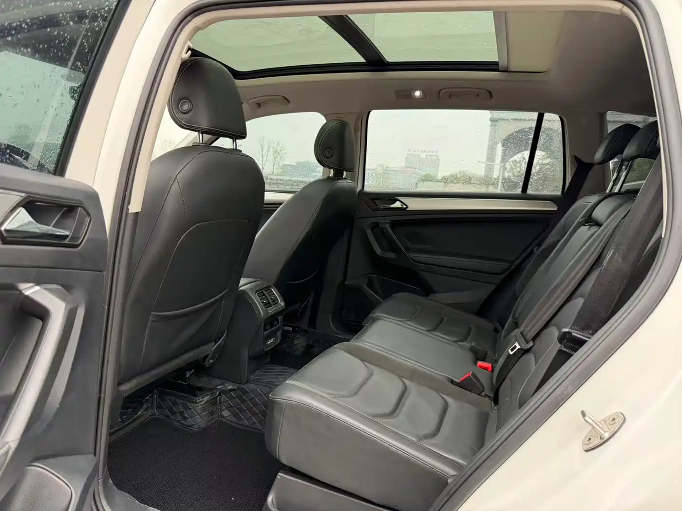 Volkswagen Tiguan L PHEV 2021 430PHEV Plug-in Hybrid Premium фото 5