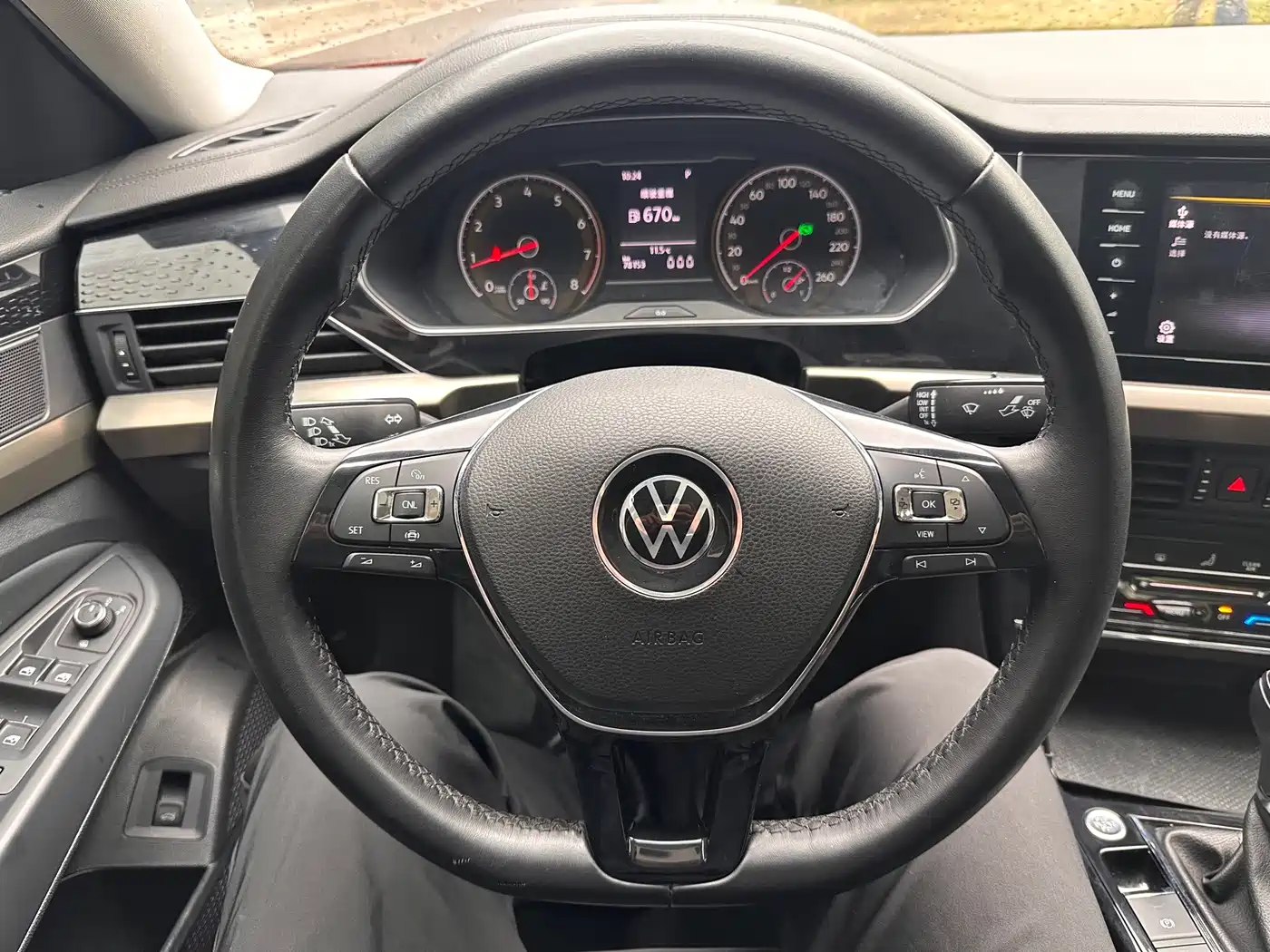 VOLKSWAGEN PASSAT