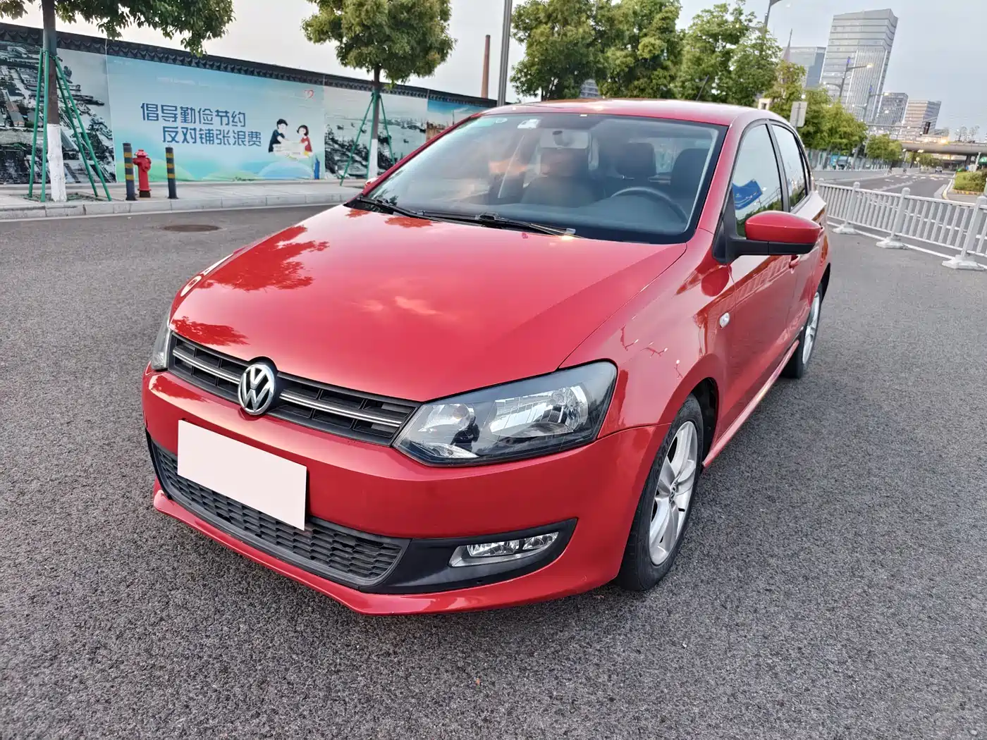 Volkswagen Polo 2013 1.6L Automatic Comfort Edition