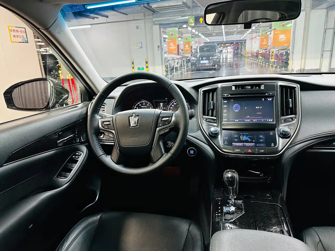 Toyota Crown 2018 2.0T Fashion Edition фото 9